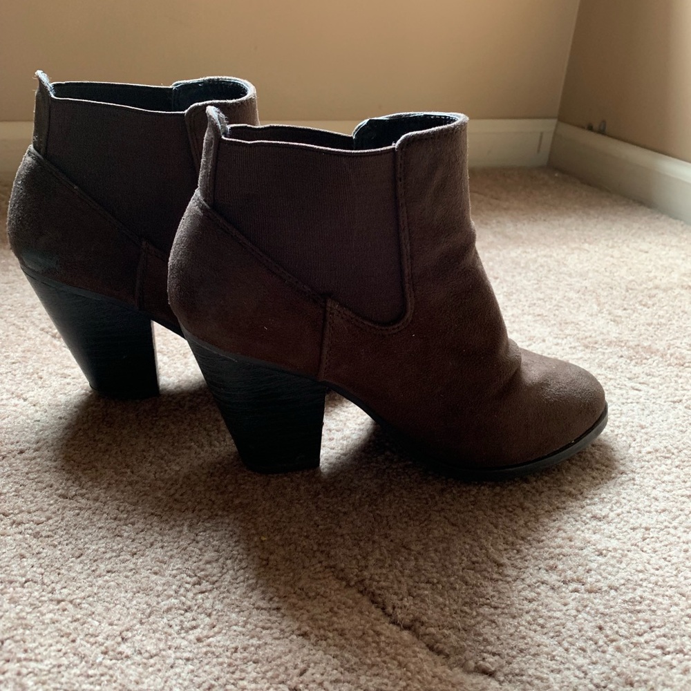 Booties - Picture 4 of 4